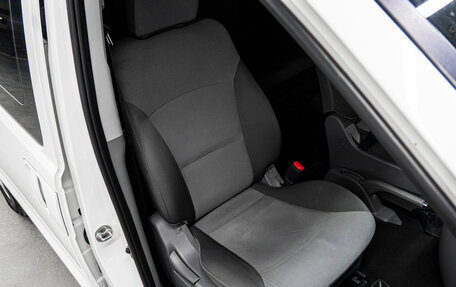 Hyundai H-1 II рестайлинг, 2016 год, 2 439 000 рублей, 17 фотография