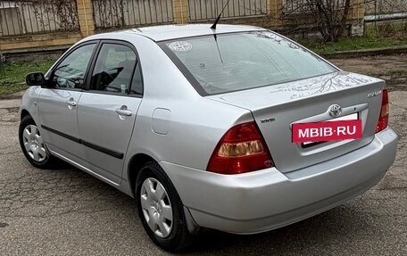 Toyota Corolla, 2003 год, 850 000 рублей, 3 фотография