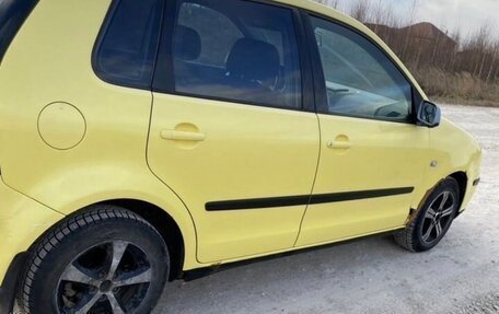 Volkswagen Polo IV рестайлинг, 2002 год, 230 000 рублей, 6 фотография