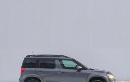 Skoda Yeti I рестайлинг, 2015 год, 1 129 000 рублей, 4 фотография