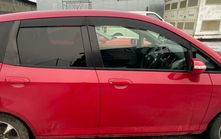 Honda Fit III, 2005 год, 430 000 рублей, 8 фотография