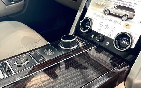 Land Rover Range Rover IV рестайлинг, 2018 год, 7 300 000 рублей, 30 фотография