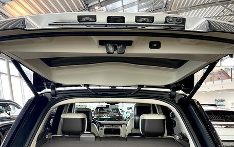 Land Rover Range Rover IV рестайлинг, 2018 год, 7 300 000 рублей, 39 фотография