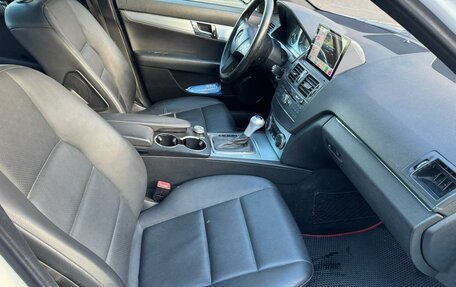 Mercedes-Benz C-Класс, 2008 год, 380 000 рублей, 2 фотография