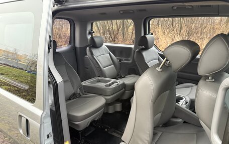 Hyundai Grand Starex Grand Starex I рестайлинг 2, 2011 год, 1 280 000 рублей, 24 фотография