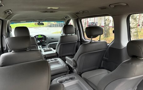 Hyundai Grand Starex Grand Starex I рестайлинг 2, 2011 год, 1 280 000 рублей, 22 фотография