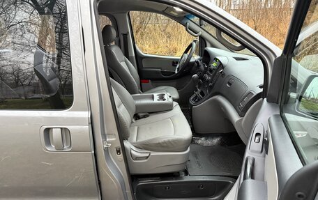 Hyundai Grand Starex Grand Starex I рестайлинг 2, 2011 год, 1 280 000 рублей, 35 фотография