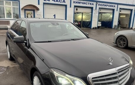 Mercedes-Benz E-Класс, 2015 год, 2 000 000 рублей, 4 фотография