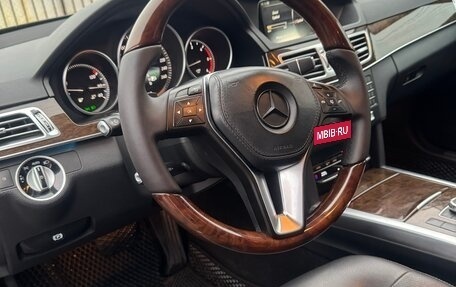 Mercedes-Benz E-Класс, 2015 год, 2 000 000 рублей, 3 фотография