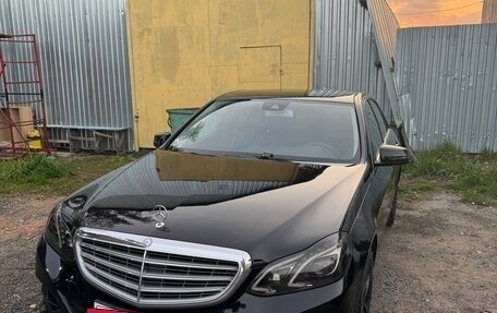 Mercedes-Benz E-Класс, 2015 год, 2 000 000 рублей, 12 фотография