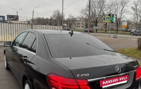 Mercedes-Benz E-Класс, 2015 год, 2 000 000 рублей, 6 фотография