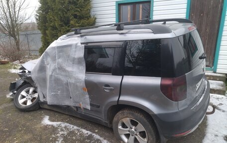 Skoda Yeti I рестайлинг, 2011 год, 300 000 рублей, 2 фотография