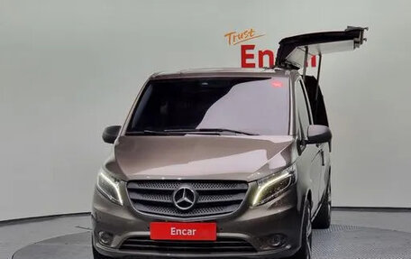 Mercedes-Benz V-Класс, 2024 год, 37 235 000 рублей, 9 фотография