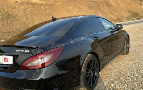 Mercedes-Benz CLS, 2015 год, 3 000 000 рублей, 3 фотография