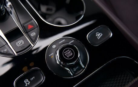 Bentley Bentayga I, 2021 год, 29 900 000 рублей, 27 фотография