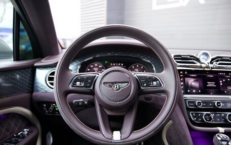 Bentley Bentayga I, 2021 год, 29 900 000 рублей, 40 фотография