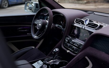 Bentley Bentayga I, 2021 год, 29 900 000 рублей, 28 фотография