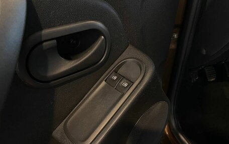 Renault Duster I рестайлинг, 2015 год, 1 197 000 рублей, 22 фотография