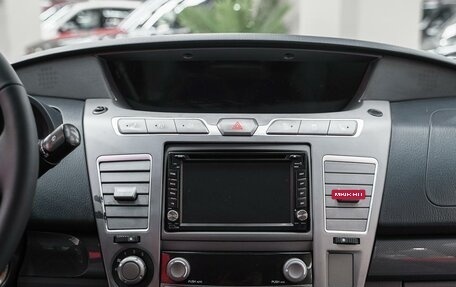 SsangYong Stavic, 2014 год, 1 450 000 рублей, 14 фотография