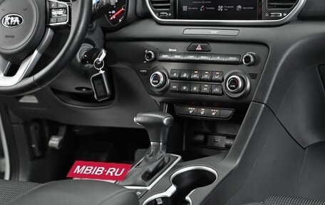 KIA Sportage IV рестайлинг, 2022 год, 1 995 000 рублей, 13 фотография