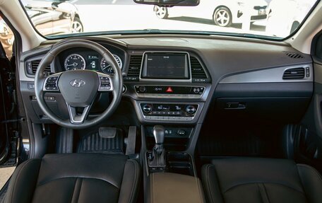 Hyundai Sonata VII, 2019 год, 1 565 000 рублей, 16 фотография