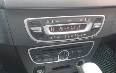 Renault Fluence I, 2011 год, 710 000 рублей, 2 фотография