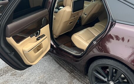 Jaguar XJ IV (X351), 2016 год, 2 400 000 рублей, 8 фотография