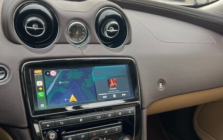 Jaguar XJ IV (X351), 2016 год, 2 400 000 рублей, 12 фотография