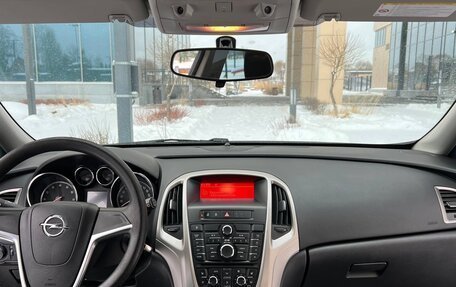 Opel Astra J, 2011 год, 650 000 рублей, 23 фотография