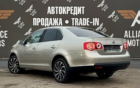 Volkswagen Jetta VI, 2008 год, 600 000 рублей, 5 фотография