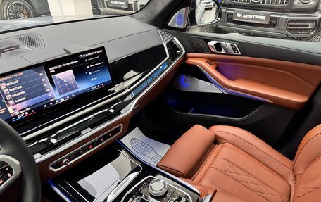 BMW X7, 2025 год, 18 890 000 рублей, 34 фотография