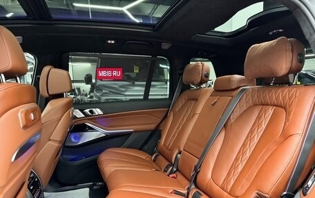 BMW X7, 2025 год, 18 890 000 рублей, 26 фотография