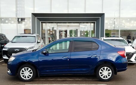 Renault Logan II, 2017 год, 800 000 рублей, 3 фотография