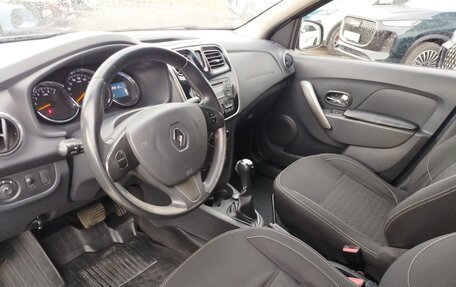 Renault Logan II, 2017 год, 800 000 рублей, 8 фотография