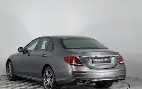 Mercedes-Benz E-Класс, 2019 год, 3 480 000 рублей, 7 фотография