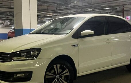 Volkswagen Polo VI (EU Market), 2018 год, 995 000 рублей, 2 фотография
