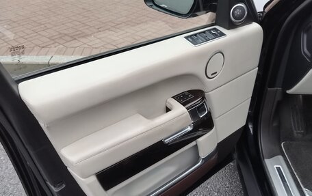 Land Rover Range Rover IV рестайлинг, 2017 год, 5 000 000 рублей, 12 фотография