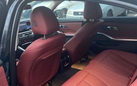 BMW 3 серия, 2024 год, 4 950 000 рублей, 15 фотография