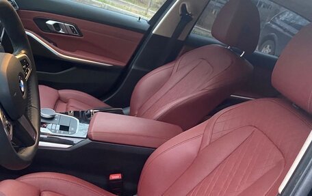 BMW 3 серия, 2024 год, 4 950 000 рублей, 14 фотография