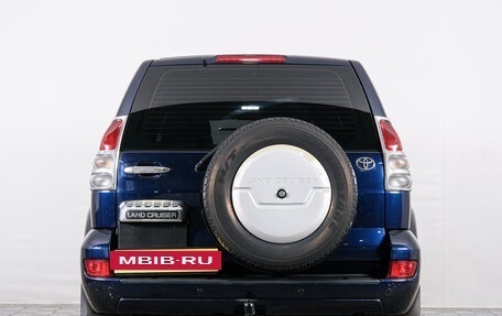 Toyota Land Cruiser Prado 120 рестайлинг, 2006 год, 2 149 000 рублей, 6 фотография