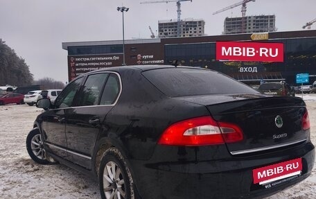 Skoda Superb III рестайлинг, 2010 год, 720 000 рублей, 3 фотография