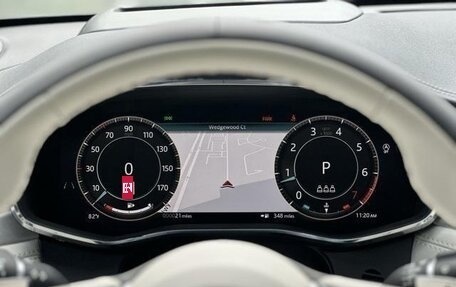 Jaguar F-Pace, 2025 год, 6 487 000 рублей, 27 фотография