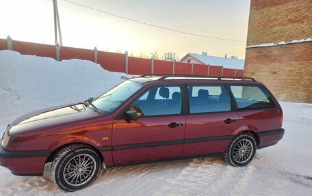 Volkswagen Passat B4, 1994 год, 450 000 рублей, 2 фотография