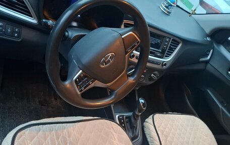 Hyundai Solaris II рестайлинг, 2021 год, 1 400 000 рублей, 9 фотография