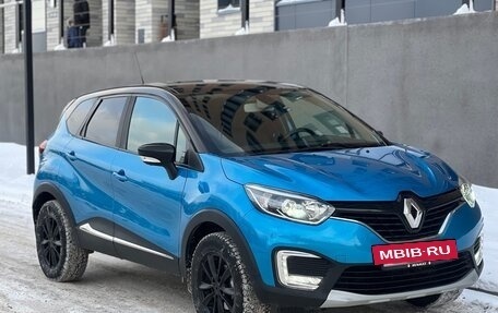 Renault Kaptur I рестайлинг, 2017 год, 1 629 999 рублей, 2 фотография