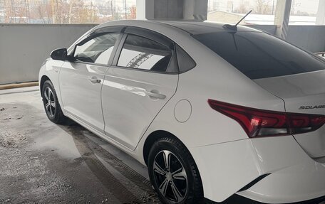 Hyundai Solaris II рестайлинг, 2021 год, 1 450 000 рублей, 4 фотография