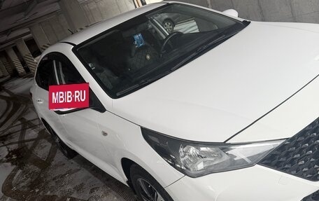 Hyundai Solaris II рестайлинг, 2021 год, 1 450 000 рублей, 3 фотография