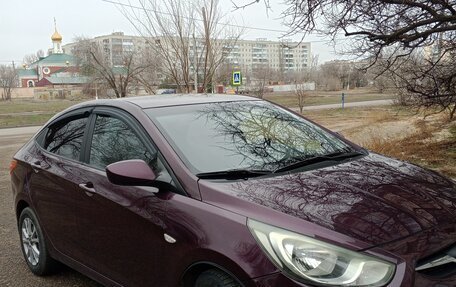 Hyundai Solaris II рестайлинг, 2012 год, 780 000 рублей, 1 фотография