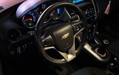 Chevrolet Cruze II, 2012 год, 670 000 рублей, 9 фотография