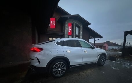 BMW X6, 2022 год, 9 000 000 рублей, 2 фотография